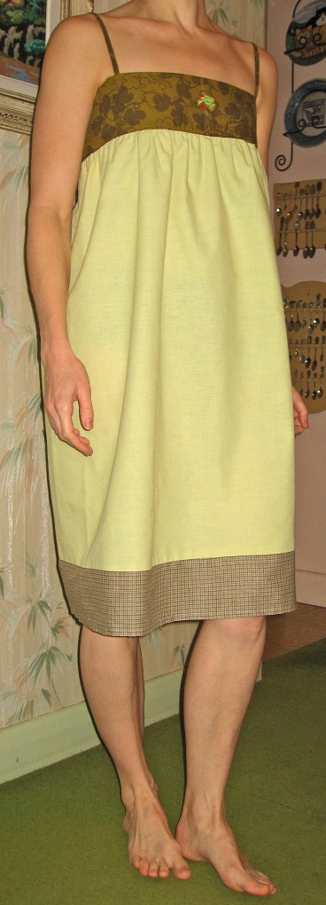 Green Nightgown with Coordinating Fabric (and monkey fabric yo-yo on the front)